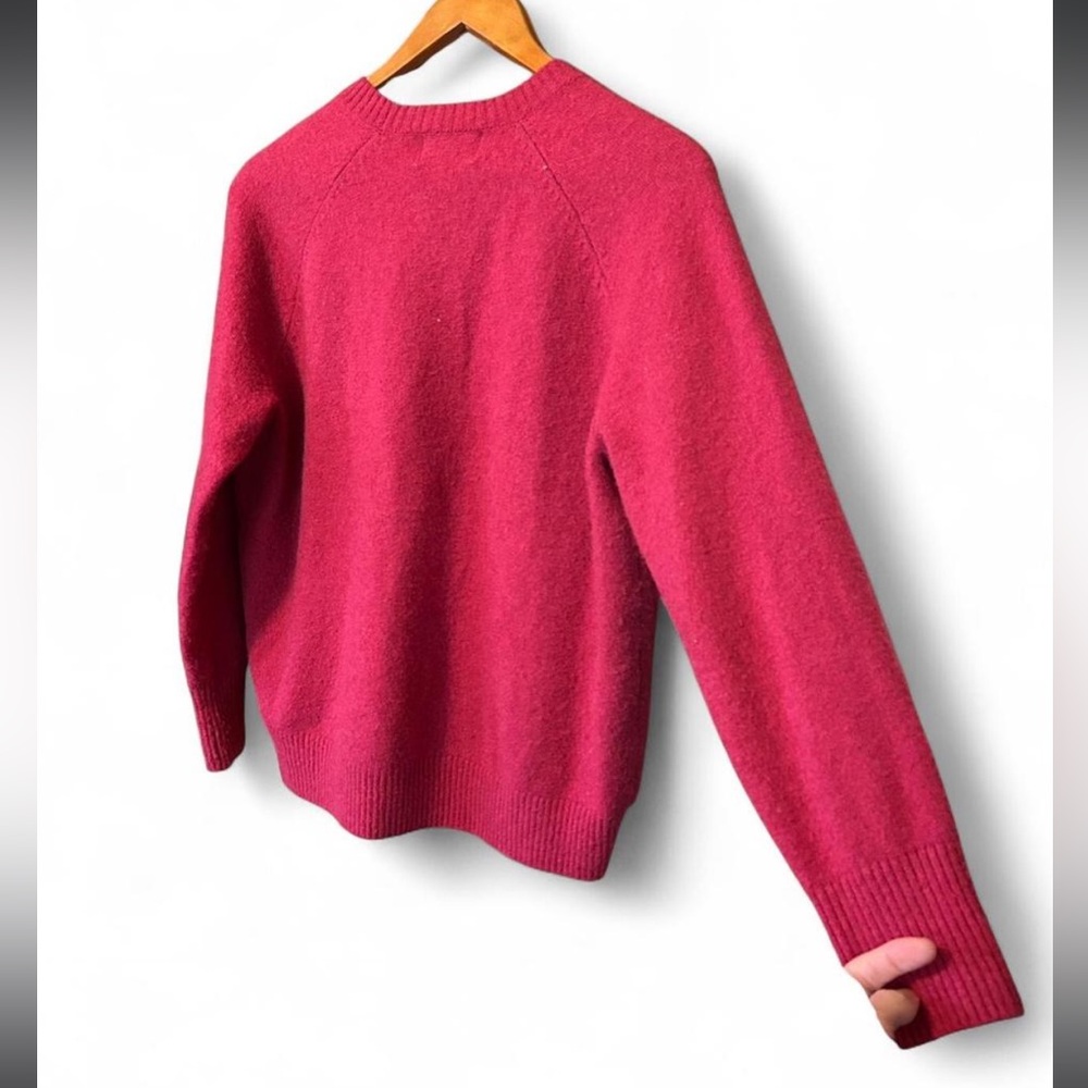 Old Navy Fuchsia Crewneck Sweater - Picture 11 of 12